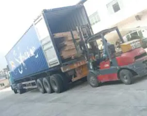 Sebuah kontainer dikirim dari Baineng ke India pada 7 April.2018